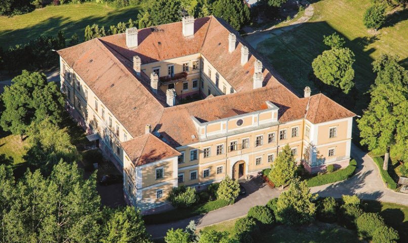 Kaštieľ Amadé-Üchtritz v Gabčíkove, Gabčíkovo, Slovakia, Slovakia